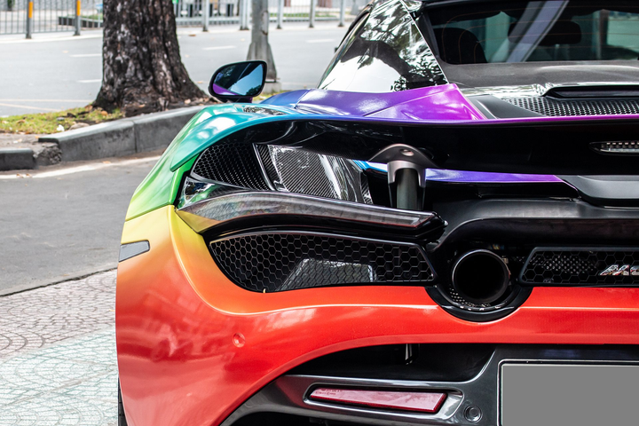 McLaren 720S Spider màu độc tại TP.HCM - 8