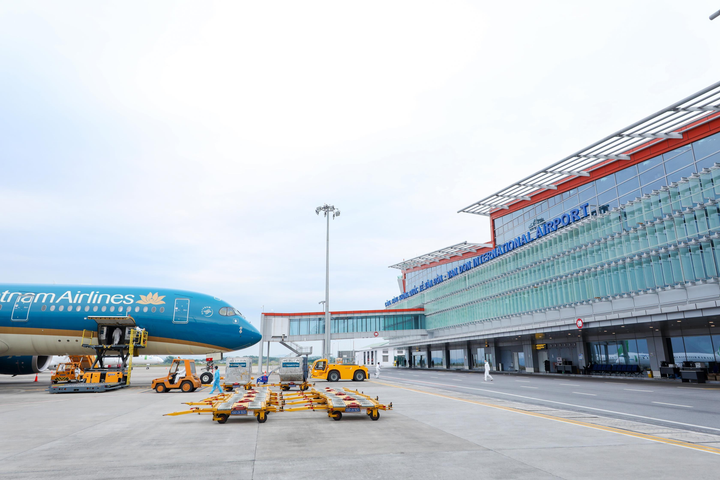 Vietnam Airlines chính thức khai thác trở lại đường bay Vân Đồn – TP.HCM - 2