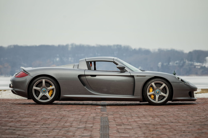 Ngắm chiếc Porsche Carrera GT hàng hiếm - 7