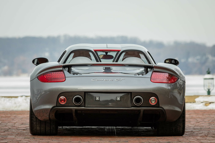 Ngắm chiếc Porsche Carrera GT hàng hiếm - 8
