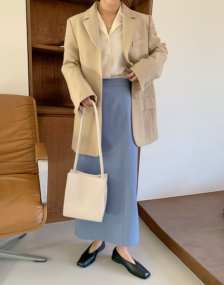 4 kiểu chân váy 'hack tuổi' cực tốt, lại hợp mốt và thanh lịch - 8