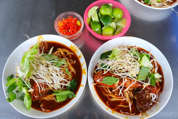 Món đặc sản Cà Mau cay xé lưỡi, du khách ăn một lần nhớ mãi không quên - 1