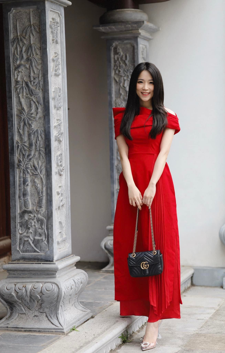 Nhan sắc Hải Yến - MC mới của 'Chuyển động 24h' - 6