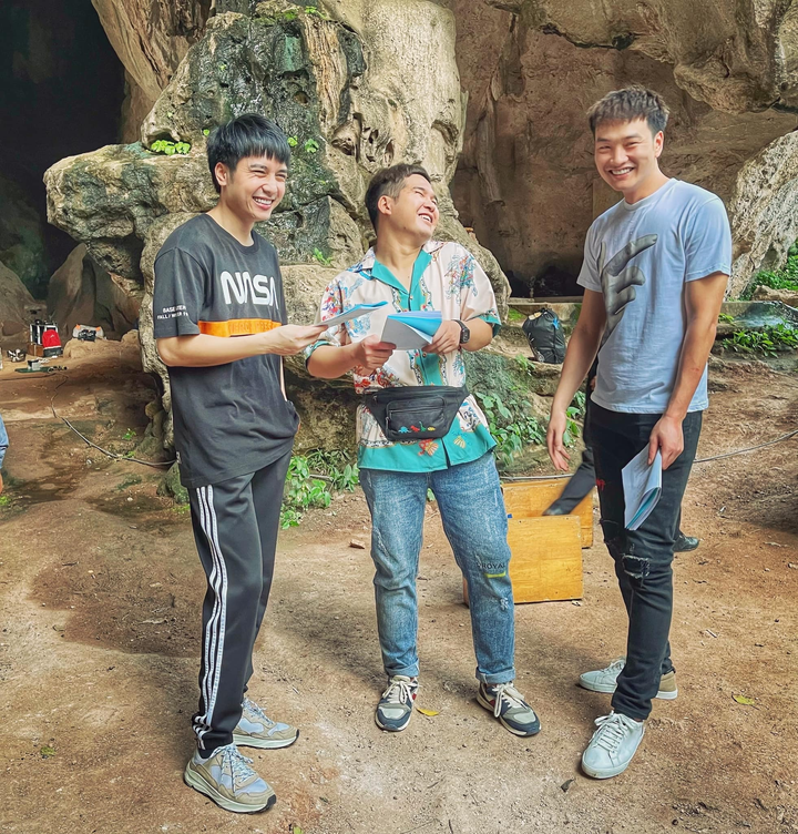 Không có diễn viên ngôi sao, vì sao 'Lối về miền hoa' vẫn 'hot'? - 2