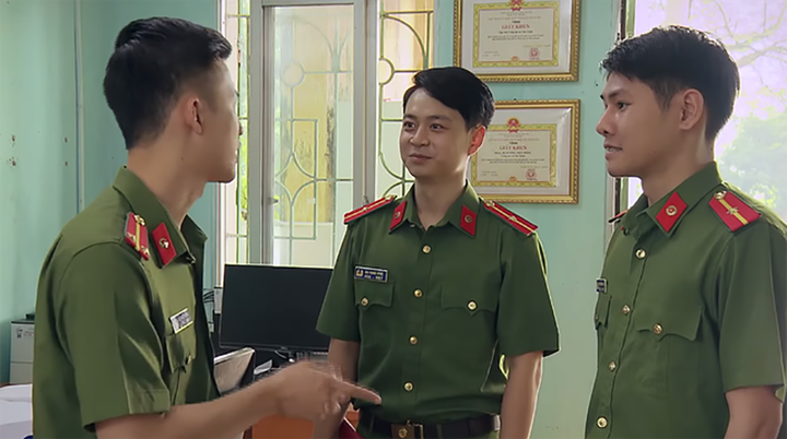 Con nhà nòi đi diễn: Bi Béo tấu hài hệt bố, con trai cố NSND Hoàng Dũng thì sao? - 7