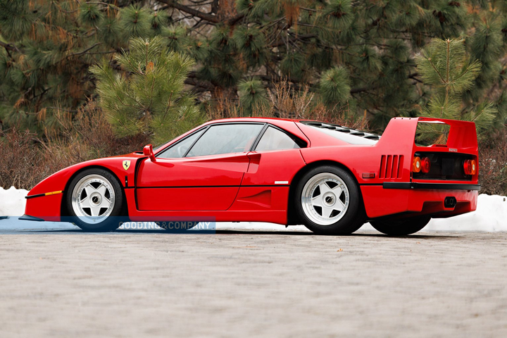Chiếc Ferrari F40 hàng hiếm có giá hơn 2,8 triệu USD - 3