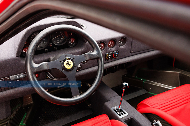 Chiếc Ferrari F40 hàng hiếm có giá hơn 2,8 triệu USD - 7