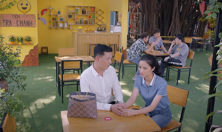 Không có diễn viên ngôi sao, vì sao 'Lối về miền hoa' vẫn 'hot'? - 4