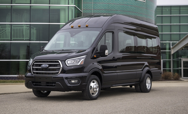 Top 5 mẫu xe 9 chỗ trên thị trường hiện nay - 4