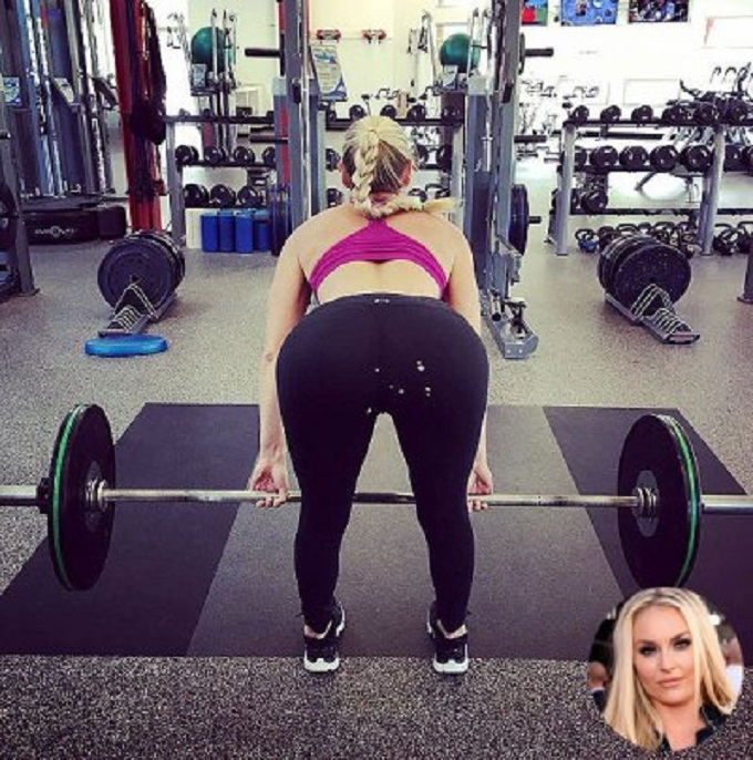 Loạt sự cố trang phục khiến các sao muốn 'đào hang để chui xuống' - 16