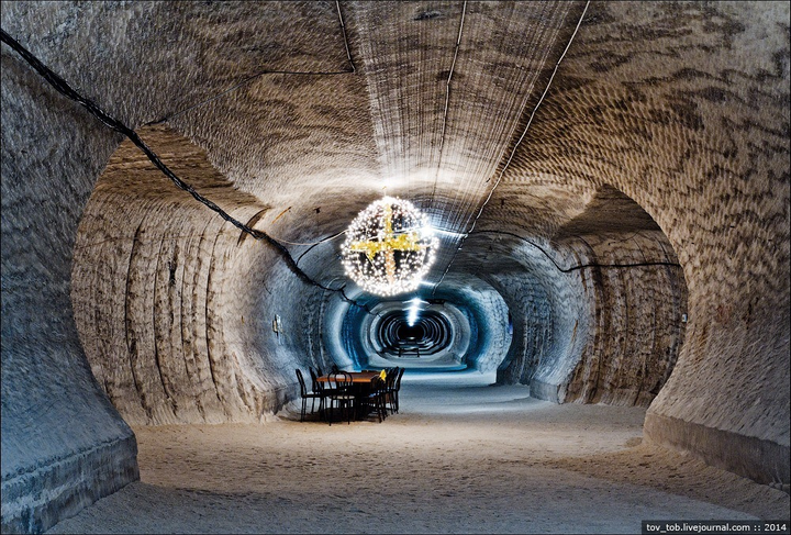 Địa điểm xinh đẹp độc nhất miền Đông Ukraine khiến du khách thế giới kinh ngạc - 17