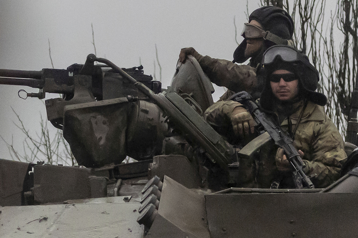 Ảnh: Vệ binh Quốc gia Ukraine ở trạng thái sẵn sàng đối phó với quân Nga - 4