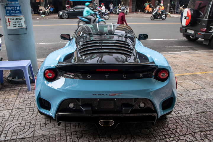 Chi tiết Lotus Evora GT đầu tiên tại Việt Nam - 18
