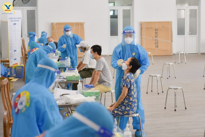 'Nữ tướng' điều hành hệ thống y tế phủ khắp Việt Nam - 4