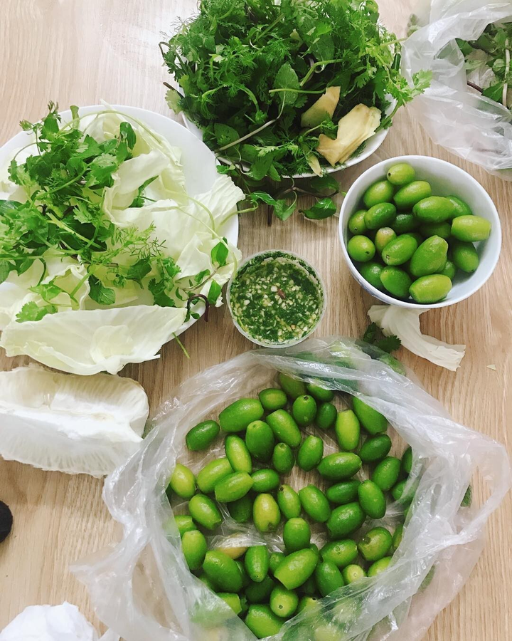 Tháng Ba ra Hà Nội, ngoài hoa bưởi và nhót xanh thì còn món ăn chơi nào ngon? - 3