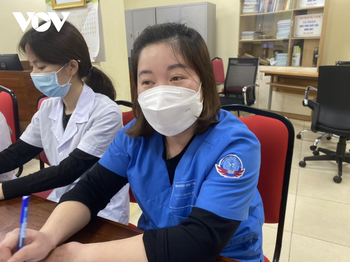 Chuyện về những người chuyên vận chuyển F0 nặng đi cấp cứu - 4