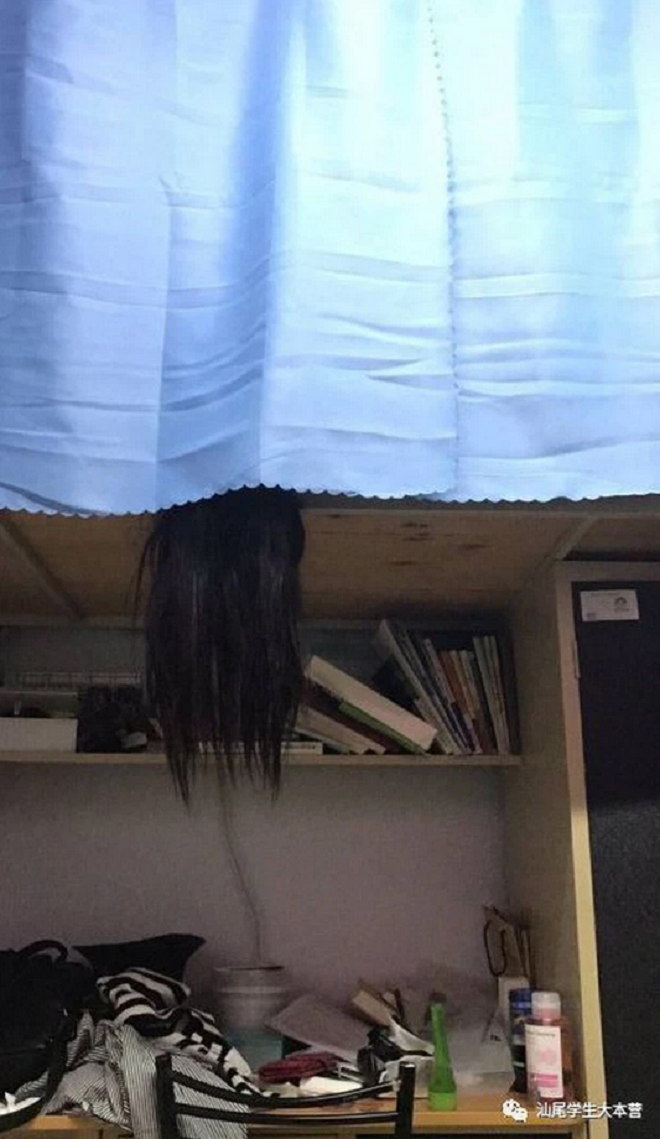 Cảnh tượng ám ảnh chỉ có thể bắt gặp ở ký túc xá nữ đáng sợ hơn phim kinh dị - 1