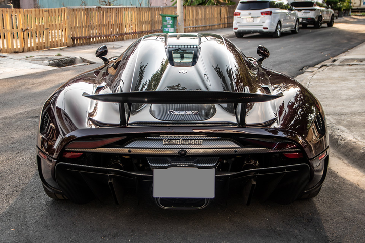 chiếc xe đắt tiền nhất Việt Nam ảnh 3 Những chiếc xe đắt tiền nhất tại Việt Nam - 3