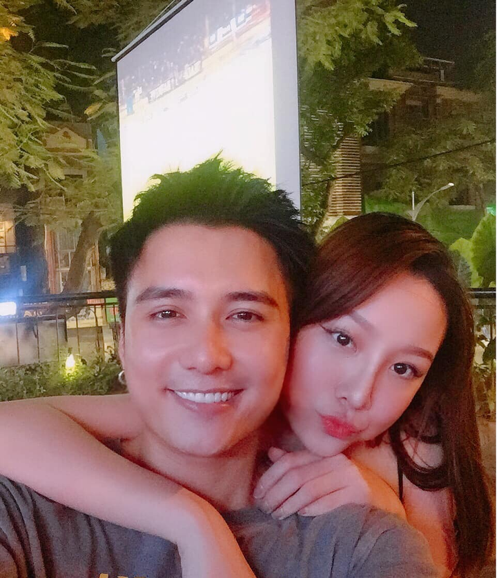 Tình duyên đời thực của 'ba chàng lính ngự lâm' trong 'Lối về miền hoa' - 7