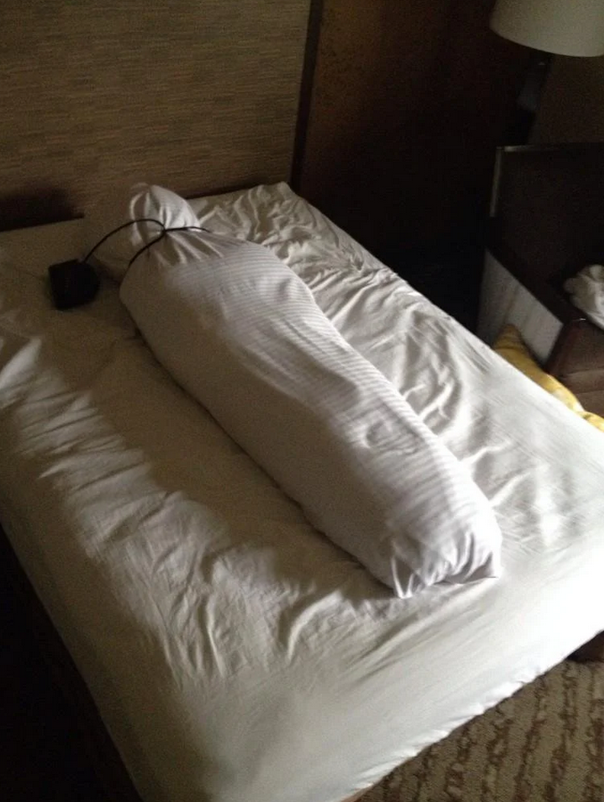 Cười ra nước mắt với các tình huống khó đỡ phát hiện trong khách sạn - 3