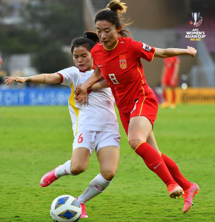 HLV Mai Đức Chung: 'Làm thầy cầu thủ, nhất định phải bao dung và tử tế' - 8