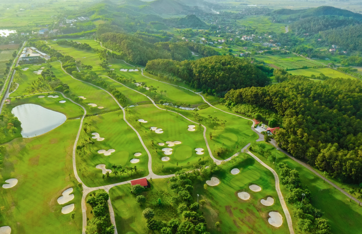 Ảnh: Ngắm vẻ đẹp sân đấu đặc biệt mở màn mùa giải VGA Tour 2022 - 9