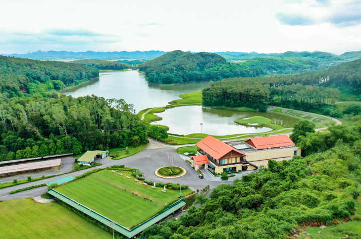 Ảnh: Ngắm vẻ đẹp sân đấu đặc biệt mở màn mùa giải VGA Tour 2022 - 10