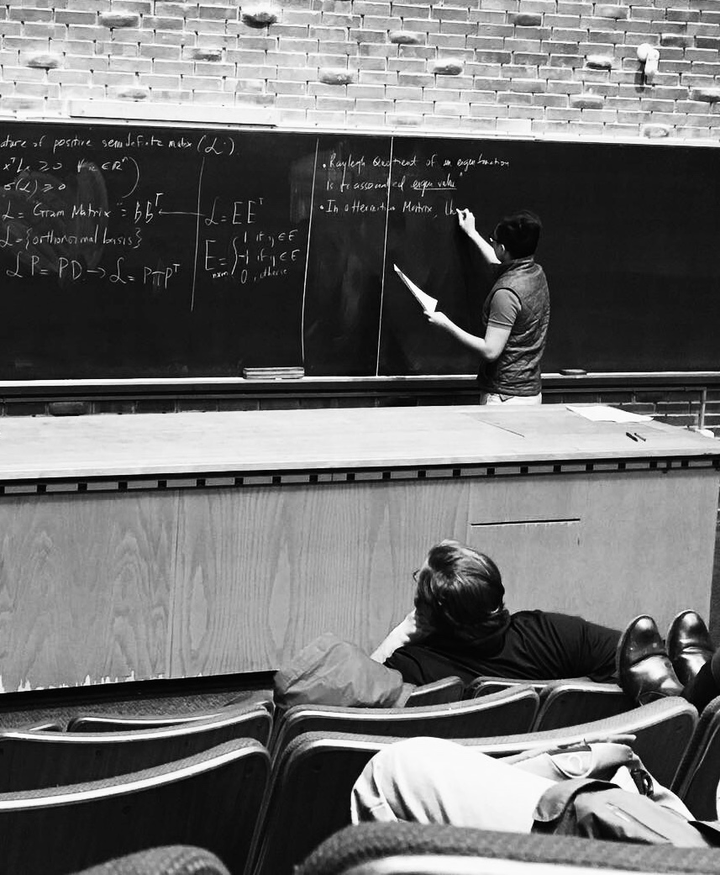 Cựu học sinh chuyên Anh làm Giáo sư Viện Hàn lâm Hải quân Hoa Kỳ - 4