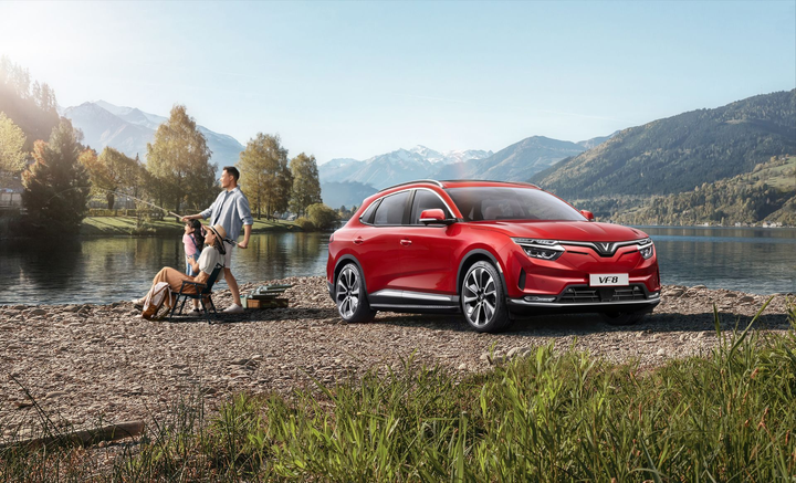 Đặt mua VinFast VF 8, VF 9, nhận tổng ưu đãi lên tới nửa tỷ đồng - 1