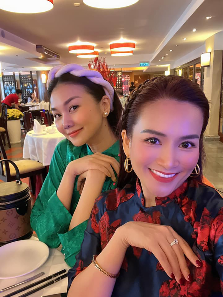 Loạt sao nam showbiz Việt hạnh phúc khi lấy vợ hơn tuổi - 3