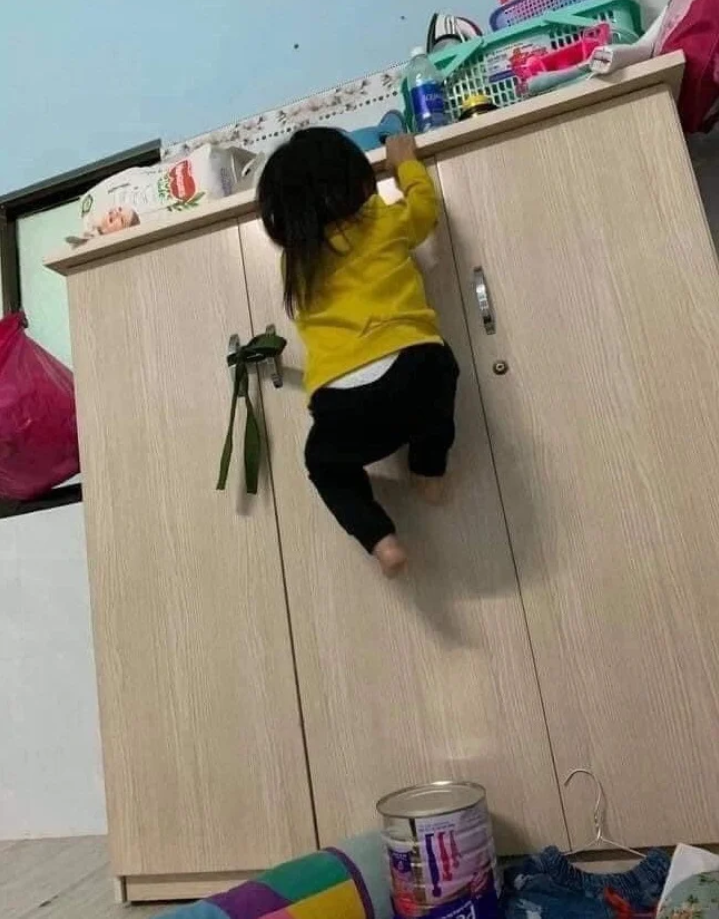 Hưởng ứng trào lưu ‘không đẻ con gái đời không nể’ và cái kết cười lọt ghế - 7