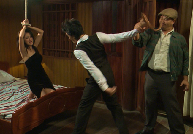 Phim 'Hồng nhan' tràn ngập cảnh cưỡng bức ghê rợn, nam chính nói gì? - 4