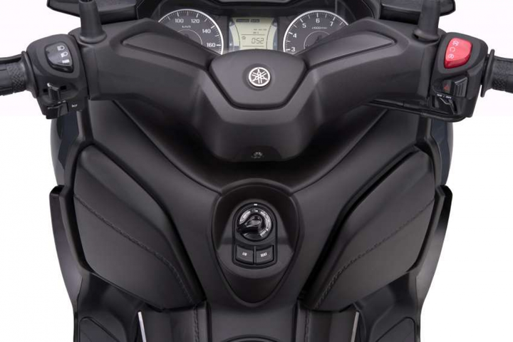 Yamaha X-Max 250 giới thiệu phiên bản nâng cấp 2022 - 4