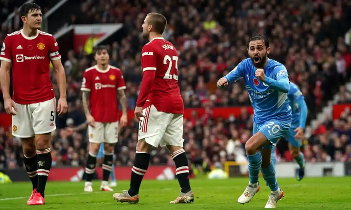 Man Utd phải dùng 5 hậu vệ mới có cơ hội giành điểm trước Man City - 1