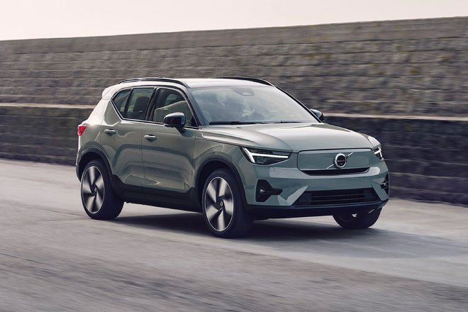 SUV điện Volvo XC40 Recharge 2023 được nâng cấp thiết kế - 2