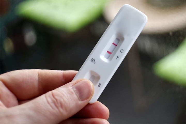 Giới khoa học lo ngại về hướng tiến hóa mới của biến thể SARS-CoV-2 - 1