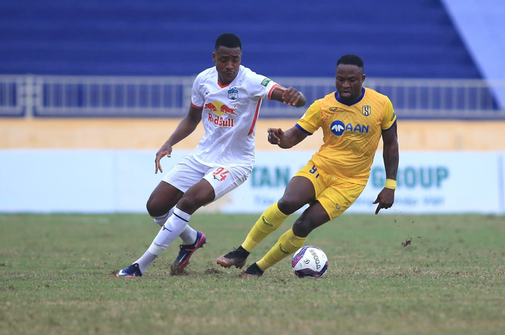 Lựa chọn khó hiểu của bầu Đức khiến HAGL nhạt nhòa ở V-League 2022 - 4