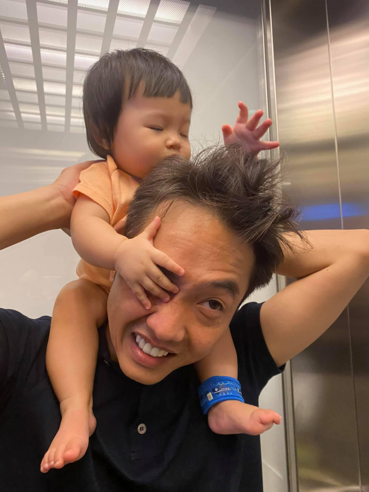 Trend 'không đẻ con gái đời không nể' và loạt ảnh 'thùy mị' của ái nữ nhà sao - 4