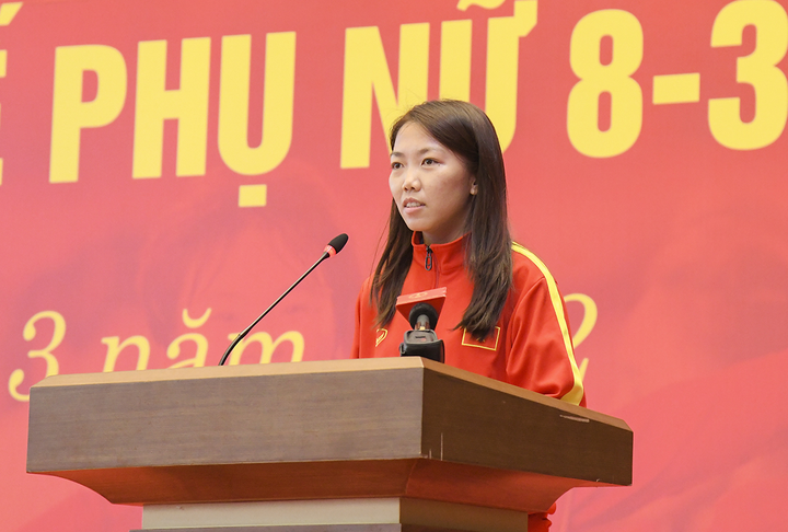 Chủ tịch Quốc hội gặp mặt Đội tuyển Bóng đá nữ Việt Nam - 2