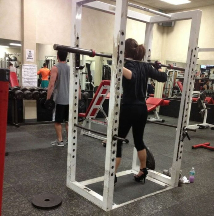 Lác mắt xem chị em khoe 'biệt tài' 3 phần kỳ lạ 7 phần hài hước không ai đọ lại - 3