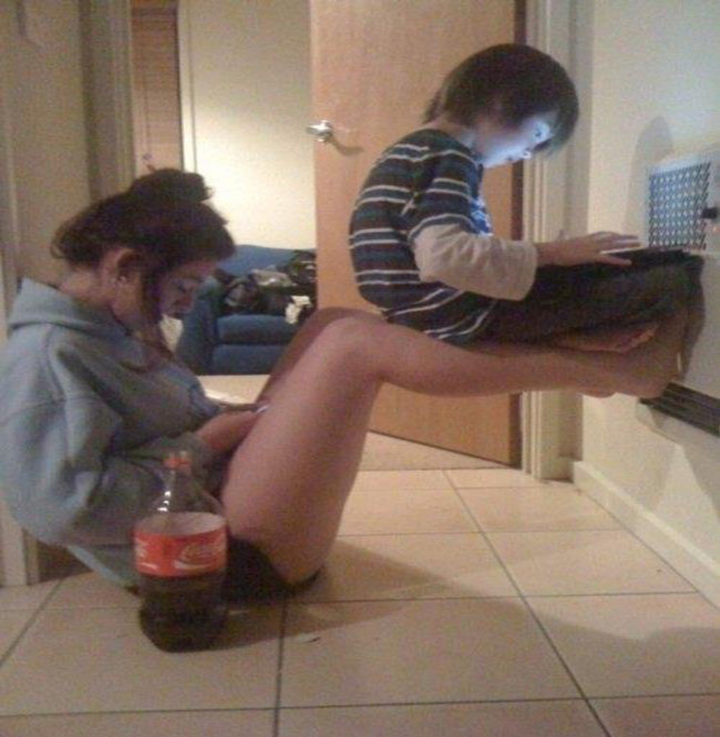 Lác mắt xem chị em khoe 'biệt tài' 3 phần kỳ lạ 7 phần hài hước không ai đọ lại - 7