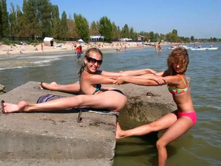 Lác mắt xem chị em khoe 'biệt tài' 3 phần kỳ lạ 7 phần hài hước không ai đọ lại - 6