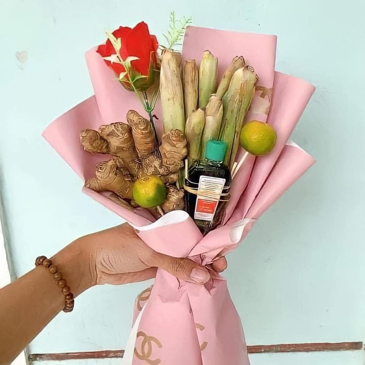 Hậu 8/3: Cần gì nến và hoa, các anh vẫn khiến chị em hú hồn bởi quà siêu 'lầy' - 2