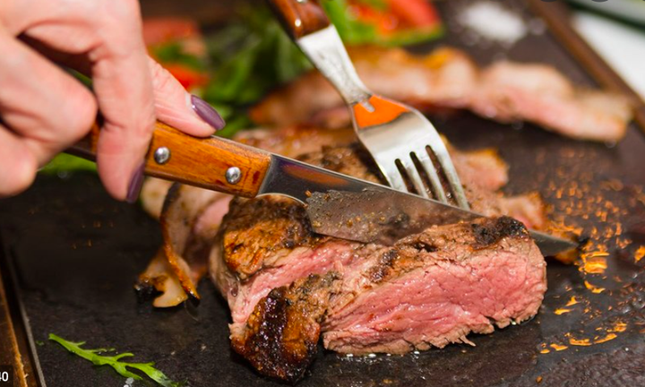 4 thói quen xấu dẫn đến bị thiếu hụt canxi: Nguyên nhân gây yếu ớt, loãng xương - 2