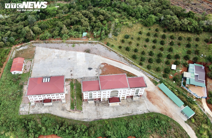 Cận cảnh nhiều trung tâm dạy nghề tiền tỉ 'đắp chiếu' ở Đắk Nông - 1