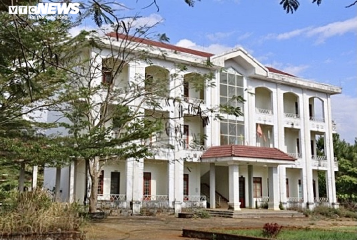 Cận cảnh nhiều trung tâm dạy nghề tiền tỉ 'đắp chiếu' ở Đắk Nông - 7