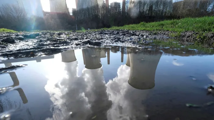 EU lên kế hoạch cắt giảm 2/3 khí đốt nhập khẩu của Nga - 1