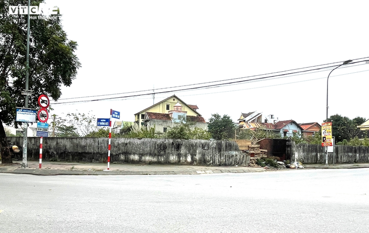 Ảnh: Dự án 'ôm' đất vàng ở TP Vinh, bỏ hoang 12 năm vẫn không bị thu hồi - 4