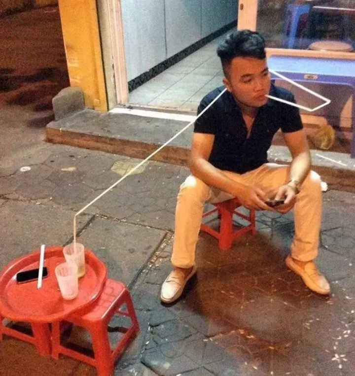 Cười bò với các thanh niên hài hước ăn vào máu làm gì cũng thấy ‘muối ngập trời’ - 1