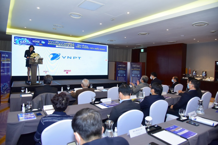 VNPT được vinh danh Nhà cung cấp dịch vụ Băng thông rộng cố định tiêu biểu 2022 - 2